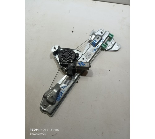 Стеклоподъемник двери задний правый