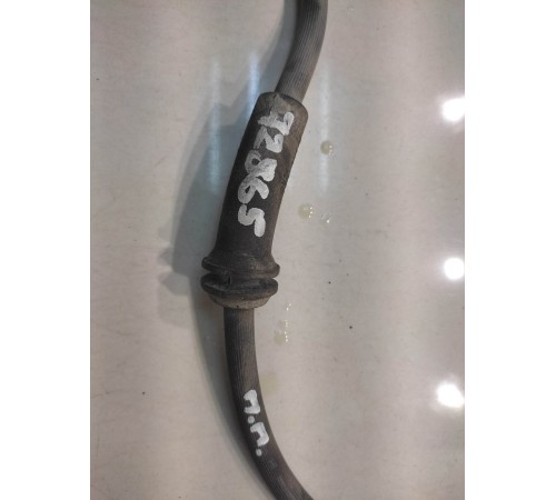 Тормозной шланг (передний, правый)