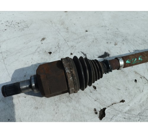 Привод (полуось) передний правый