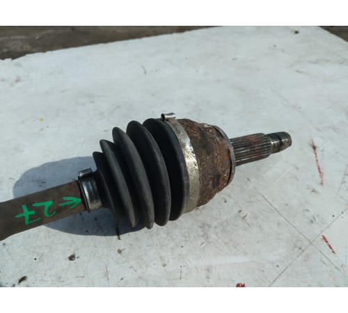 Привод (полуось) передний правый