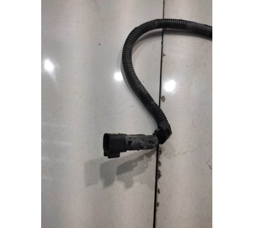 Датчик ABS (передний, правый)