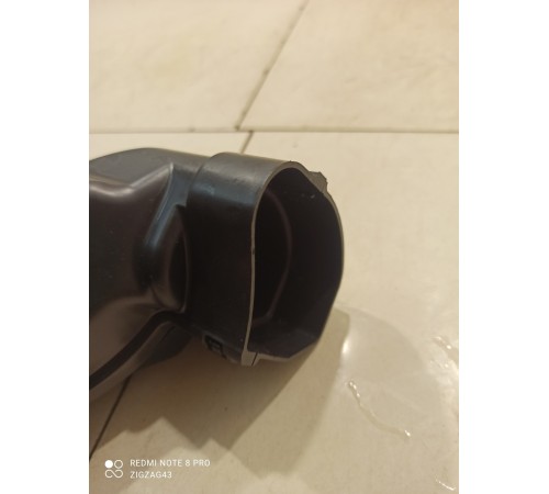 Воздуховод(левый)