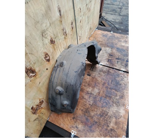 Локер (подкрылок) задний правый