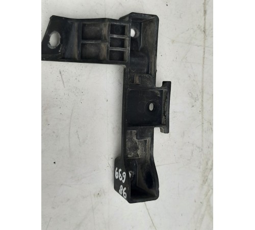 Кронштейн(крепление) усилителя бампера задний левый