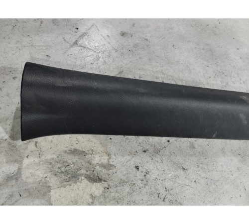 Накладка порога передняя левая