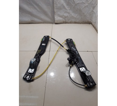 Стеклоподъёмник (задний, левый)