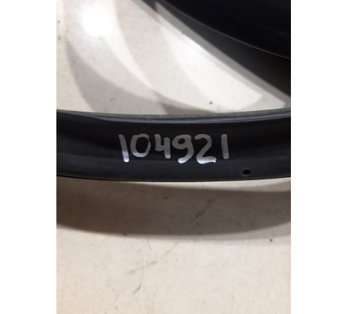 Уплотнитель багажника