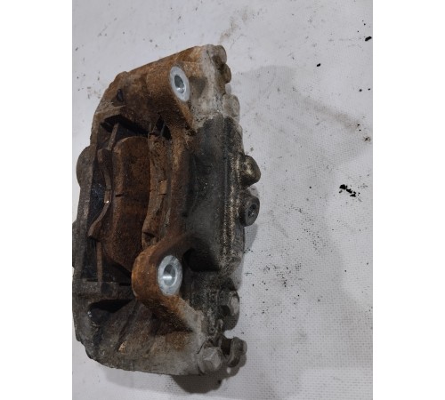 Суппорт передний левый