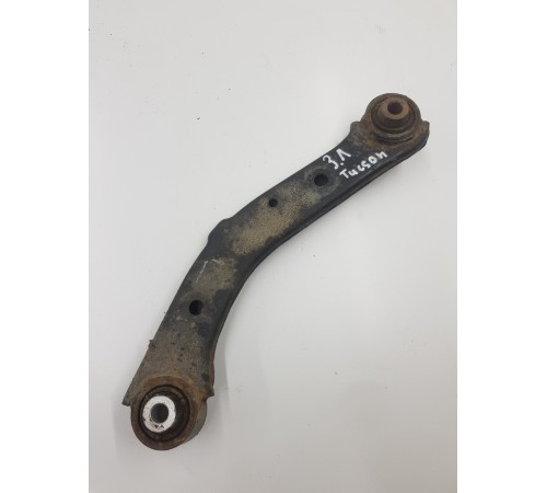 Рычаг подвески задний левый верхний