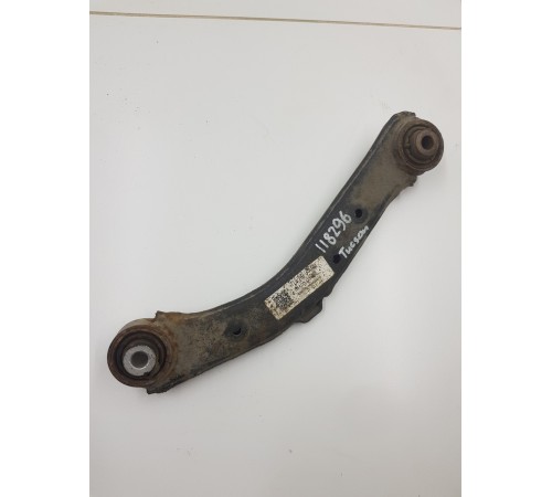 Рычаг подвески задний левый верхний