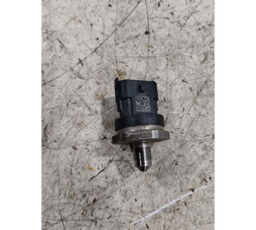 Датчик давления топлива