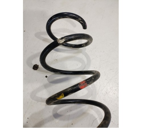 Пружина подвески передняя