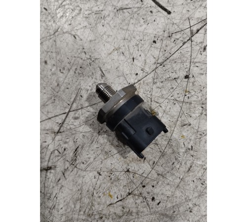 Датчик давления топлива