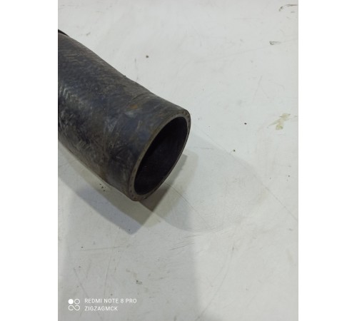 Патрубок системы охлаждения