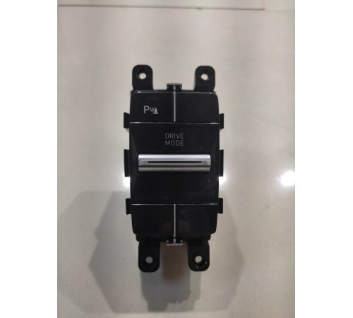 Блок кнопок центральной консоли