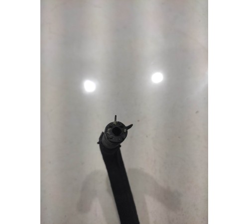 Патрубок системы охлаждения