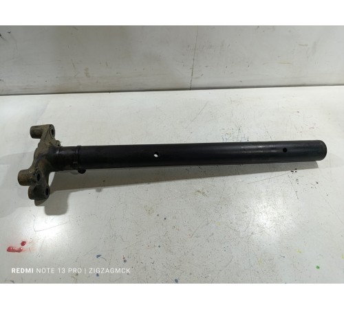 Кронштейн брызговика задний левый передний