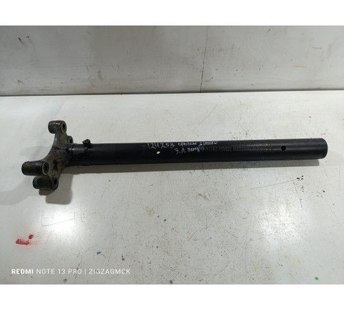 Кронштейн брызговика задний левый передний