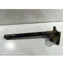 Кронштейн брызговика задний левый передний