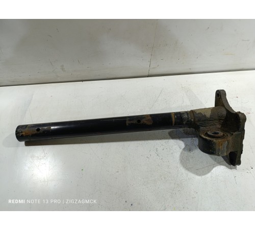 Кронштейн брызговика задний левый передний