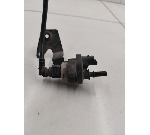 Клапан вентиляции топливного бака