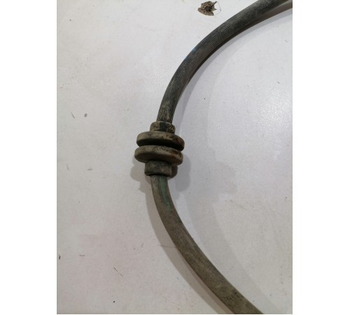 Тормозной шланг передний правый