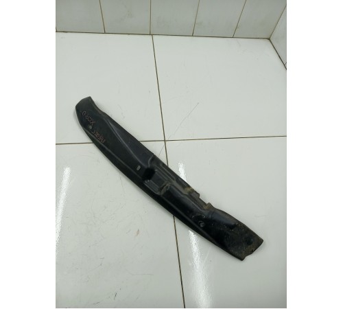 Пыльник крыла передний правый