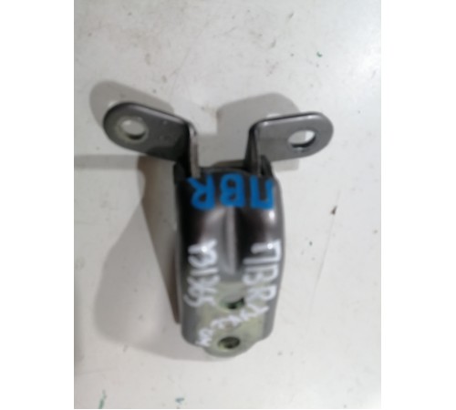 Петля двери передняя правая (верхняя)