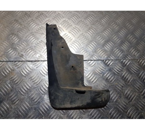 Брызговик перед. лев.