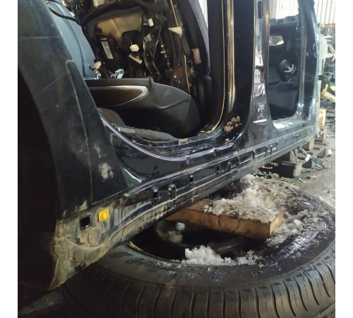 Порог со стойкой(правый)