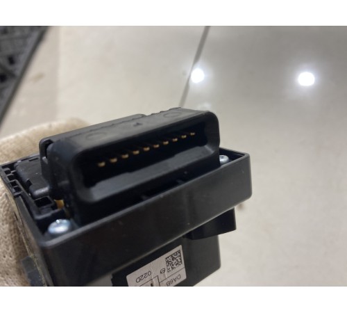 Переключатель подрулевой стеклоочистителя