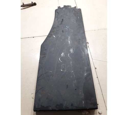 Защитная панель кабины левая