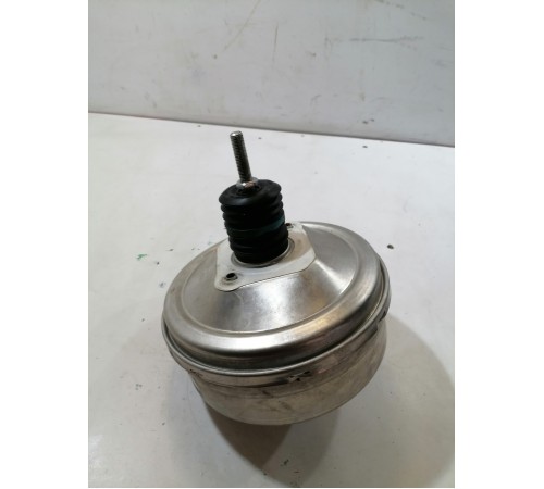 Вакуумный усилитель тормозов