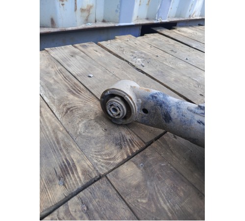 Балка подвески (подрамник) задняя