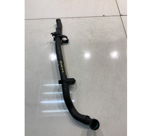 Патрубок системы охлаждения