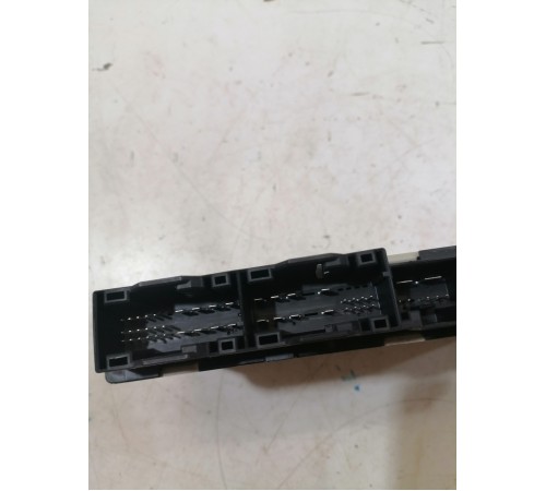 Блок управления сиденьем передний левый