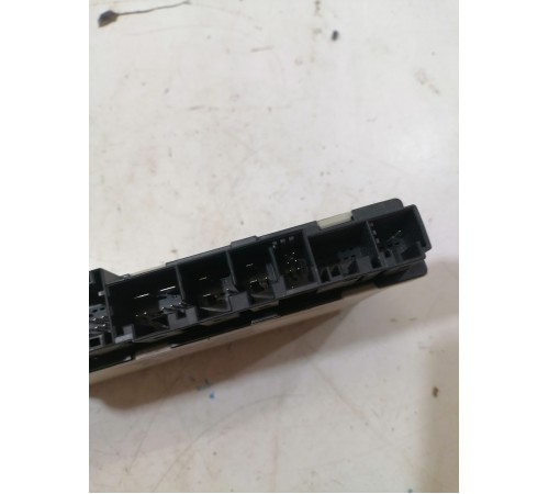 Блок управления сиденьем передний левый