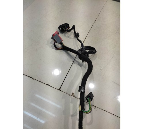 Электропроводка двери (передняя, правая)