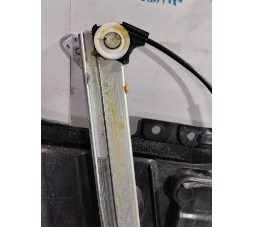 Стеклоподъёмник двери передний правый