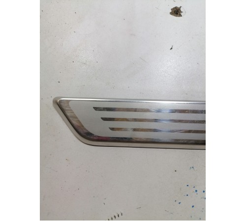 Накладка порога задняя правая