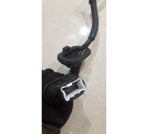 Электропроводка двери (задняя, правая)