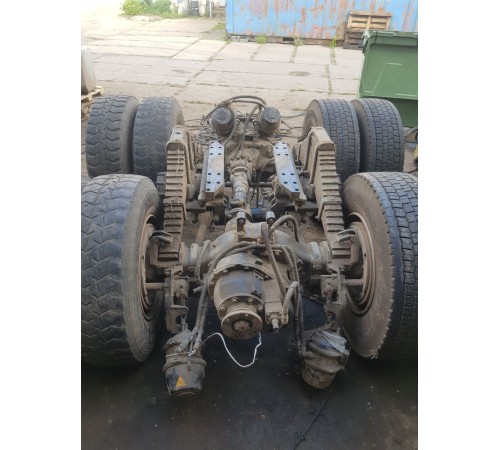 Задний мост двойной в сборе