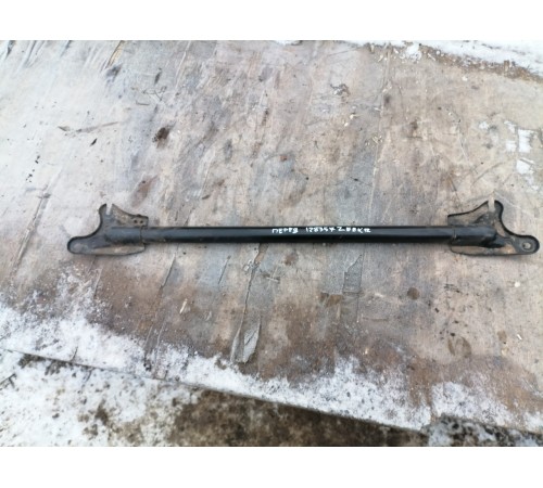 Кронштейн передний