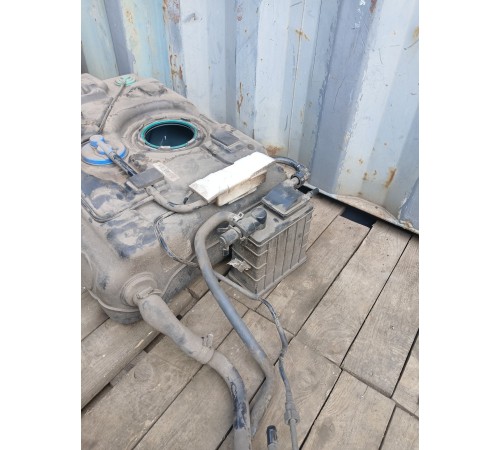 Бак топливный