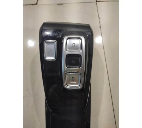 Селектор АКПП с накладкой декоративной