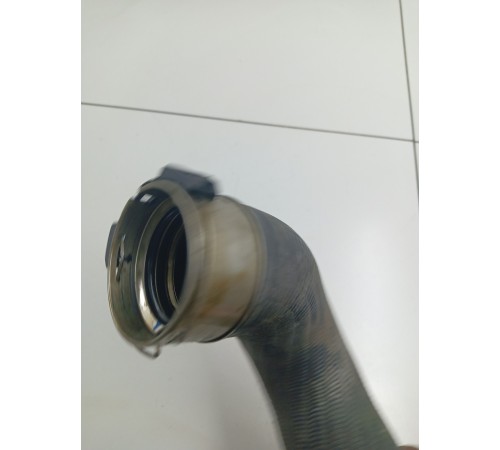 Патрубок интеркулера