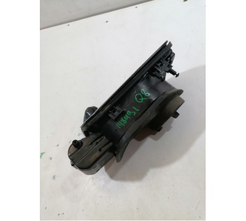 Лючок бензобака в сборе