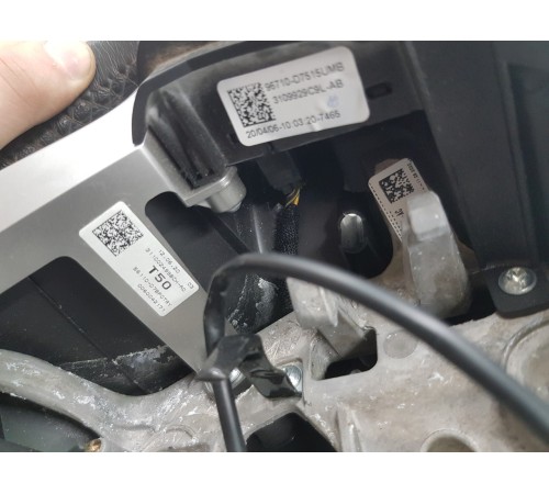 Рулевое колесо в сборе с многофункциональными кнопками