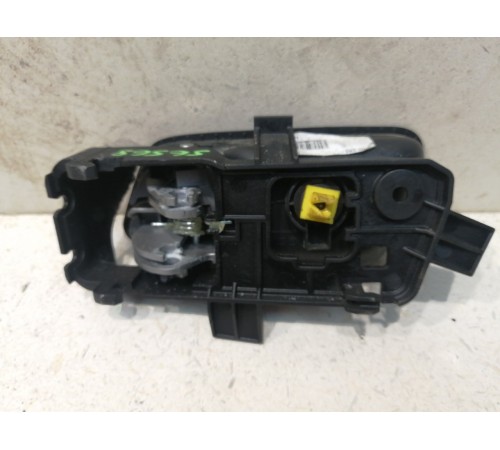 Ручка двери внутренняя передняя правая