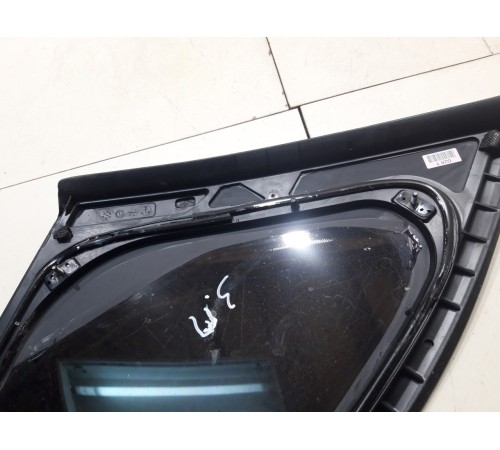 Стекло кузовное заднее правое(глухое)